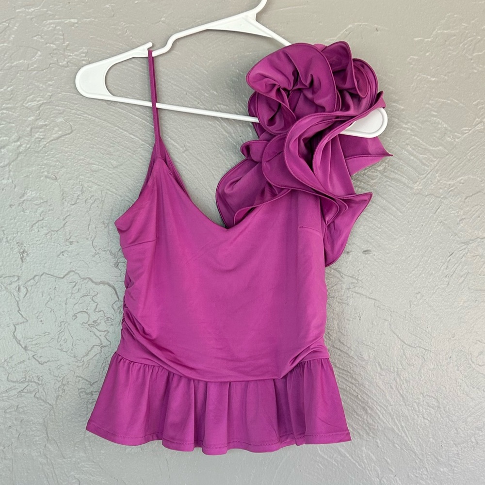EXPRESS V-Neck One-Shoulder Rosette Peplum Cami